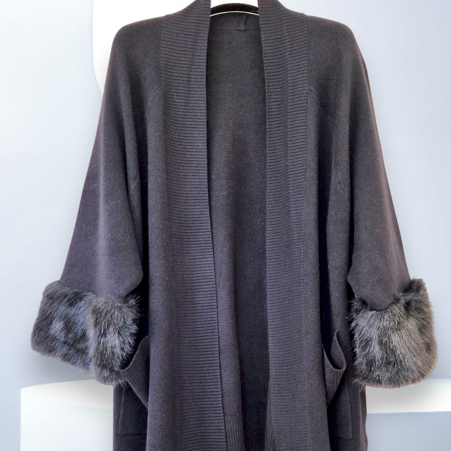 Maxi Cardigan Con Pelliccia Kendra