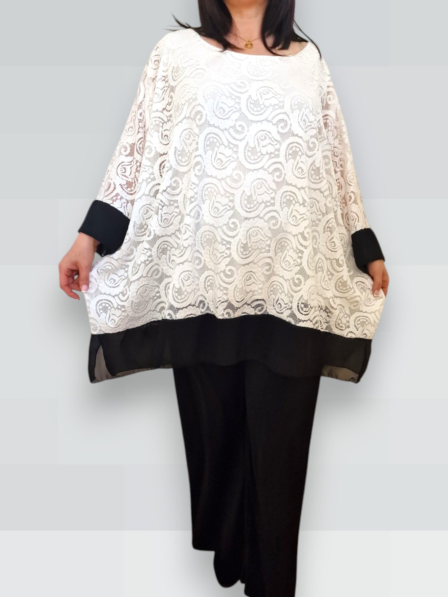 Completo Taglie Forti In Pizzo e Viscosa Gardenia