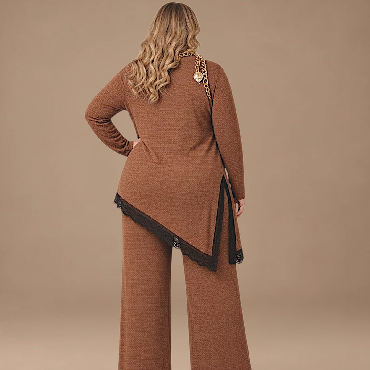 Maxi Maglia Rifinita in Pizzo Carlotta