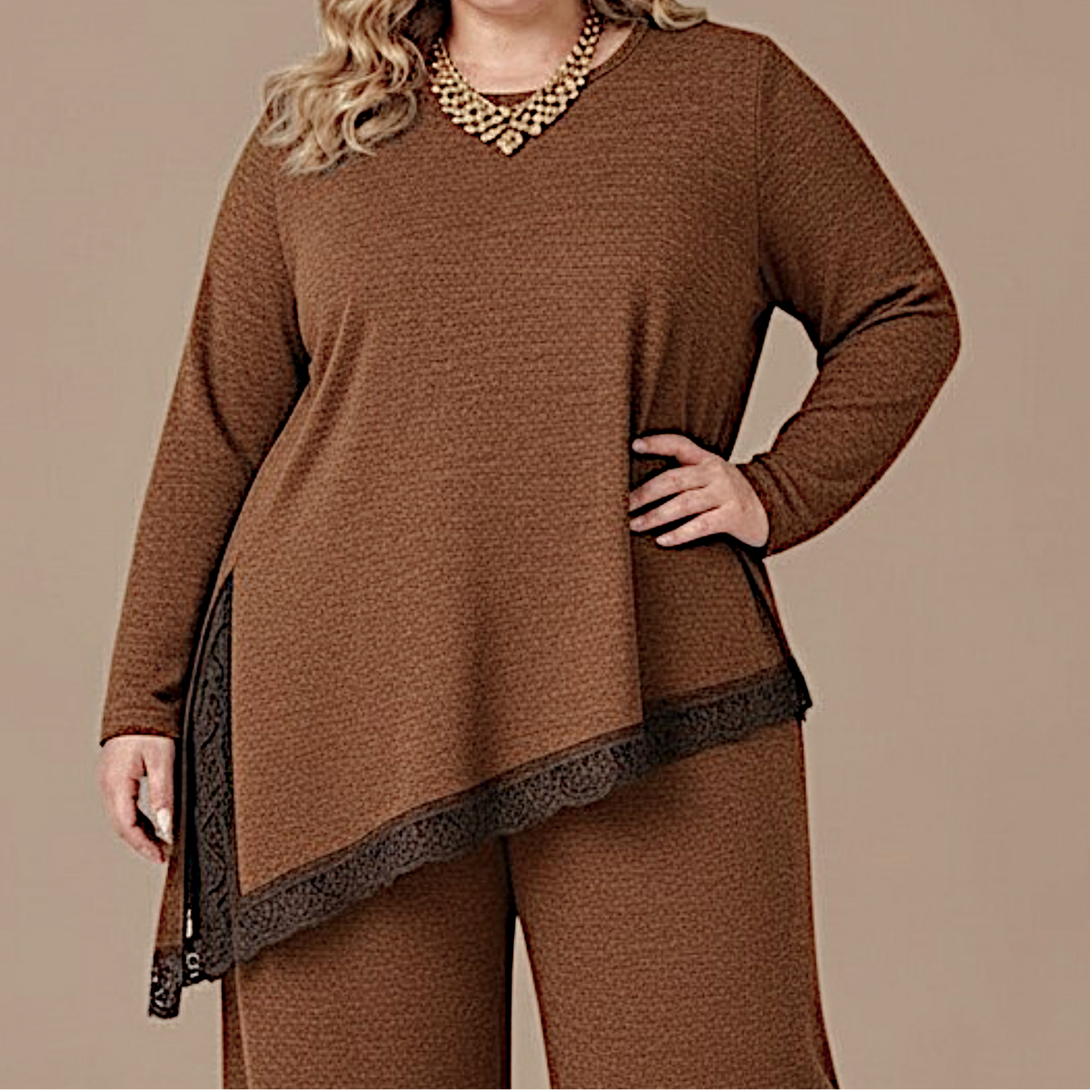 Maxi Maglia Rifinita in Pizzo Carlotta