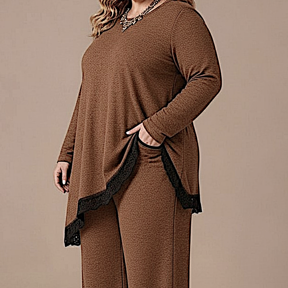 Maxi Maglia Rifinita in Pizzo Carlotta