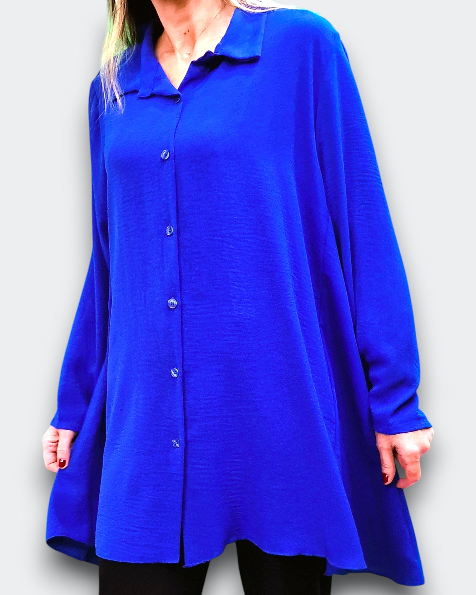 Tunica Camicia Donna Taglie Forti – Nera O Marrone Con Borchiate E Manica A Campana – Put A Girl In It
