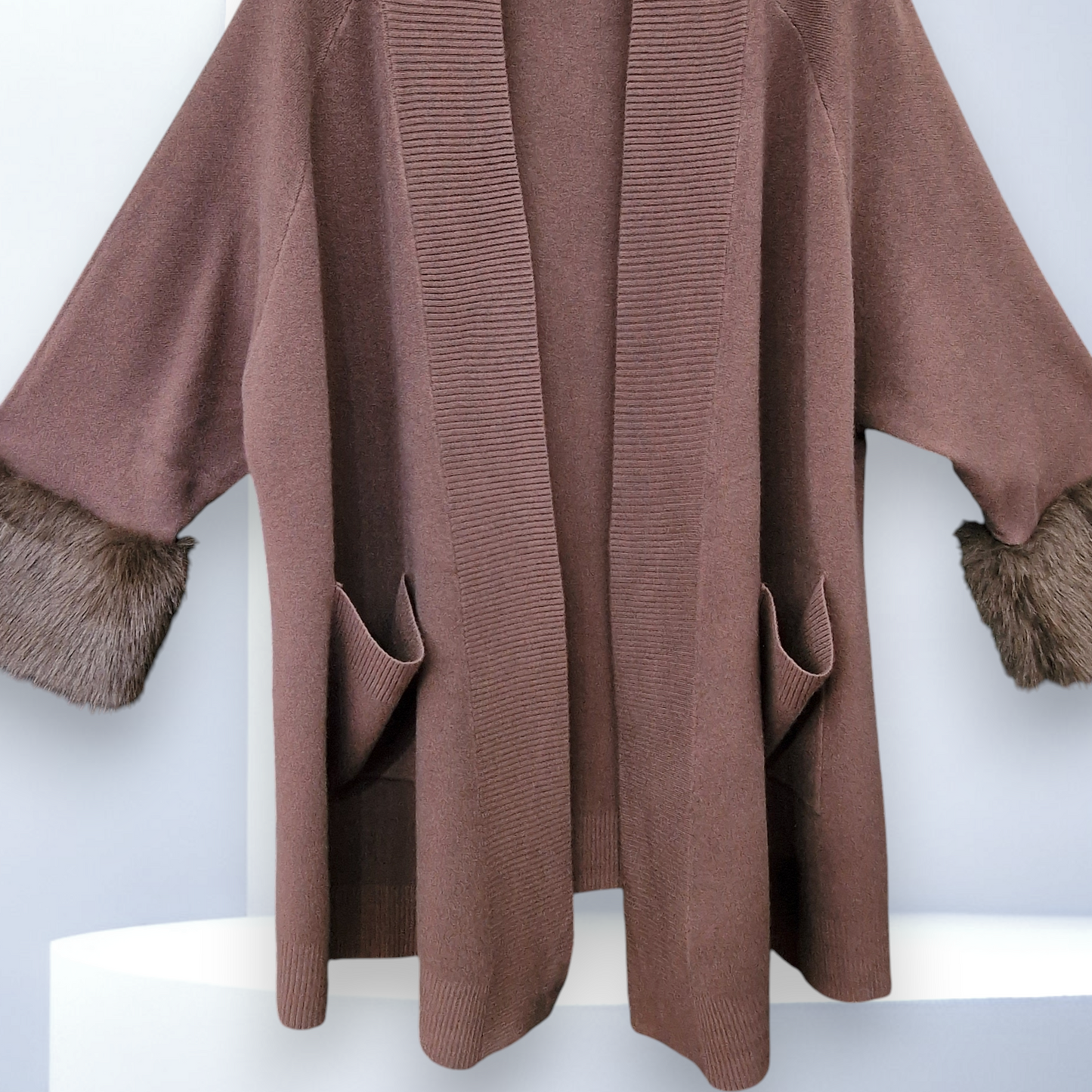 Maxi Cardigan Con Pelliccia Kim