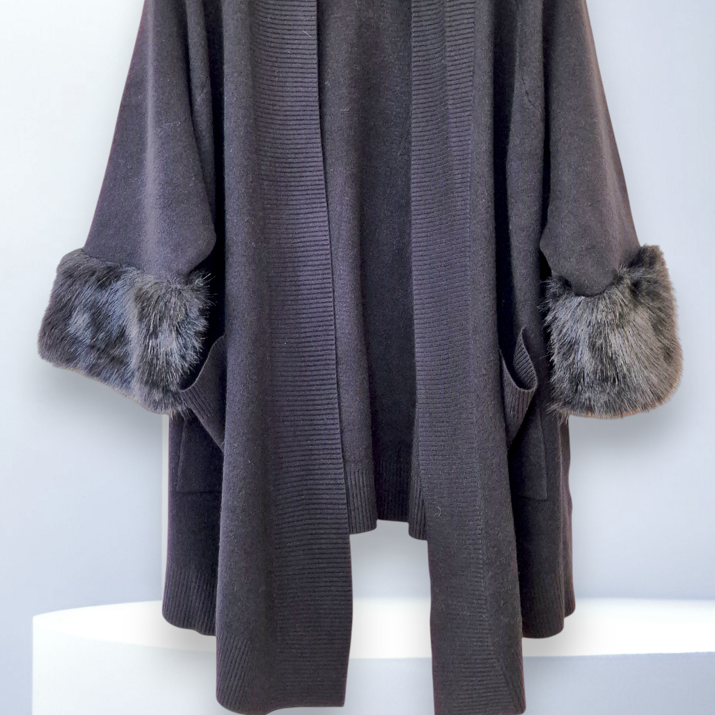 Maxi Cardigan Con Pelliccia Kendra