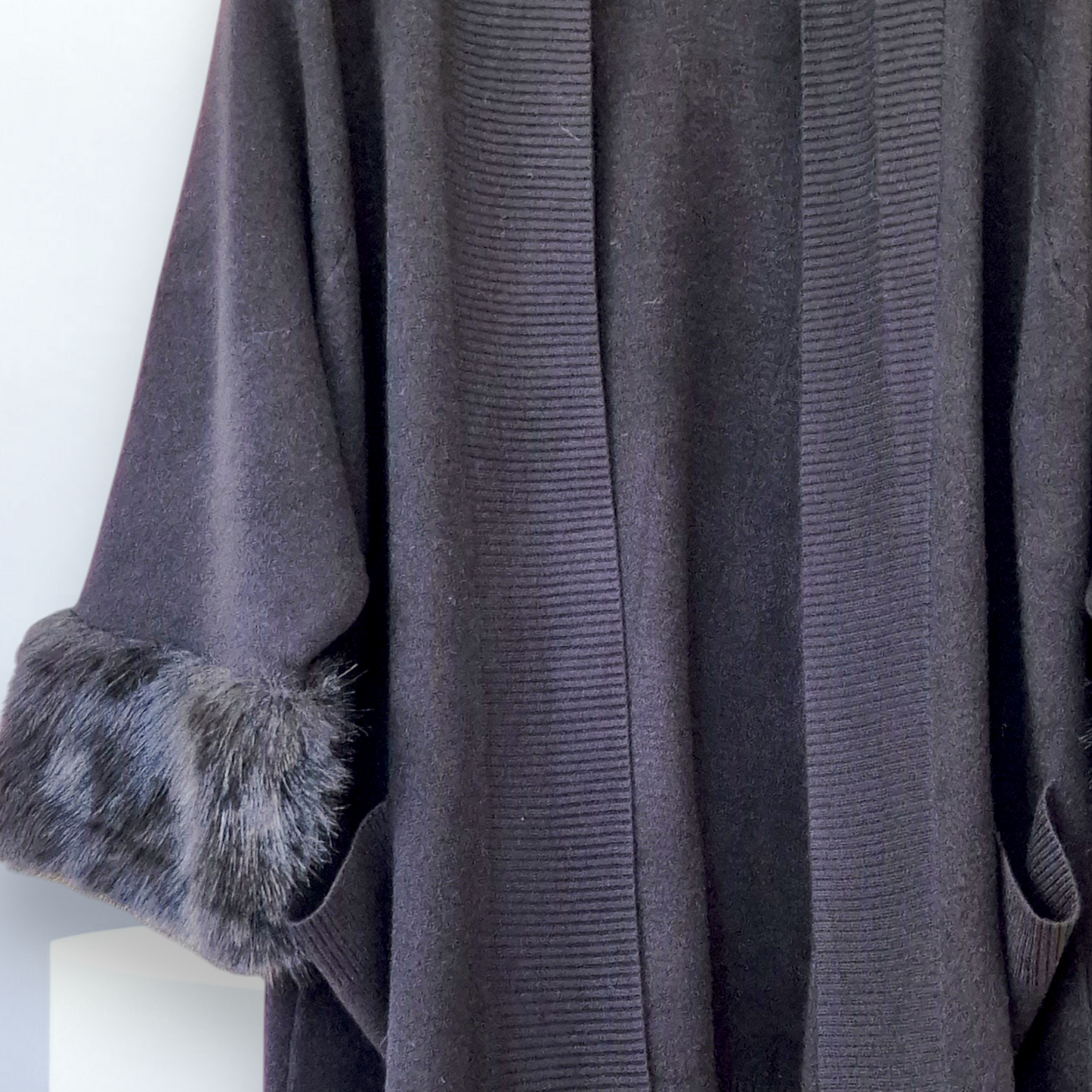 Maxi Cardigan Con Pelliccia Kendra