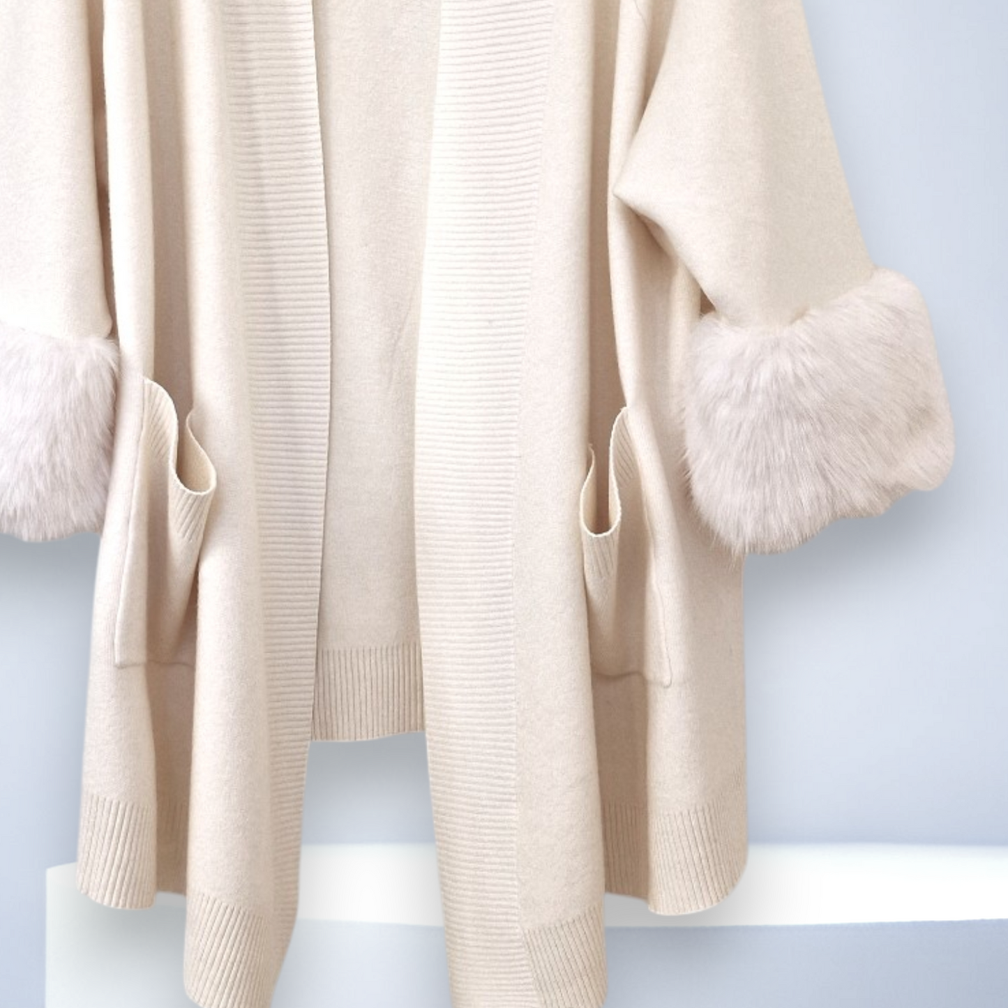 Maxi Cardigan Con Pelliccia Kira